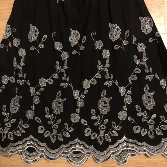 “Studio M” dress size Medium - Picture 3 of 6